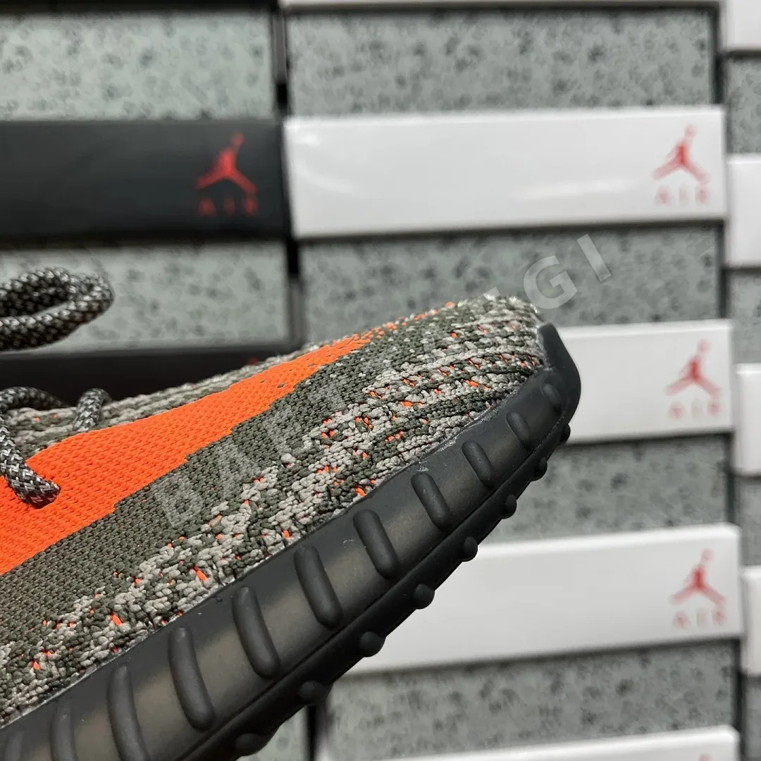 아디다스 [R] 이지 부스트 350 V2 HQ7045 200738 Adidas Yeezy Boost 350 V2 상세 이미지 7