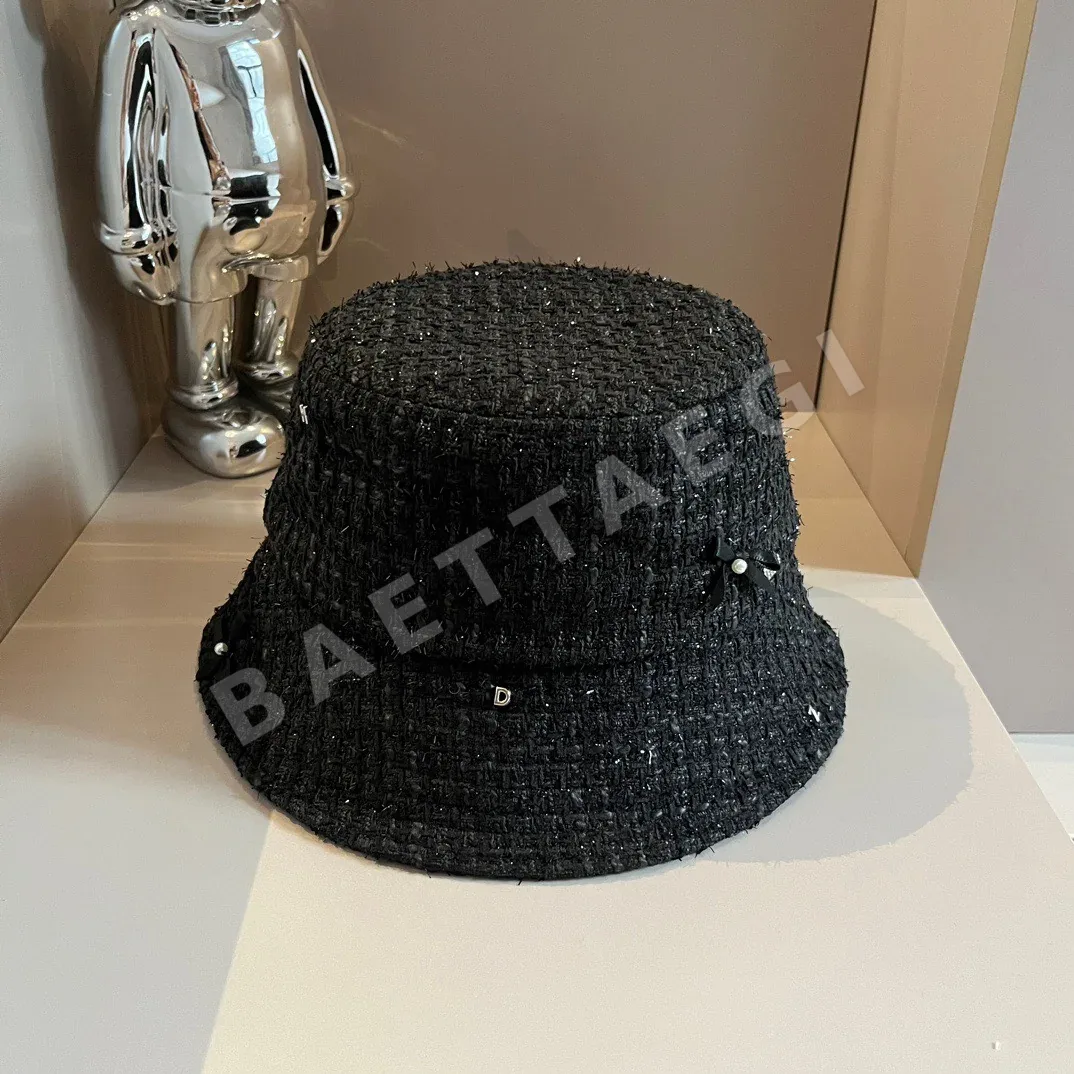 미우미우 모자 81242 Miu Miu Cap 상세 이미지 2