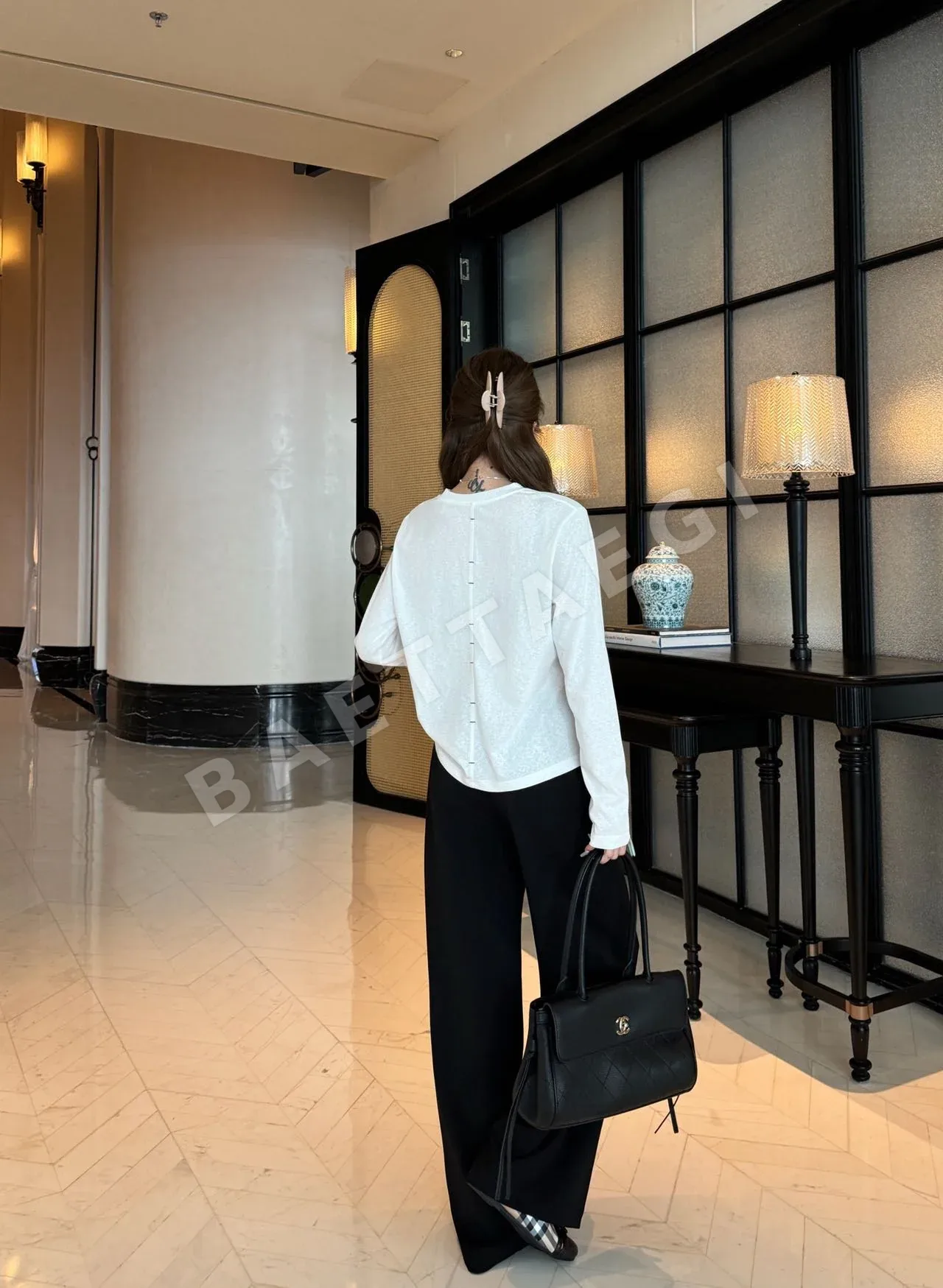 샤넬 다크 그레이 드레이프 와이드 레그 바지 상세 이미지 3