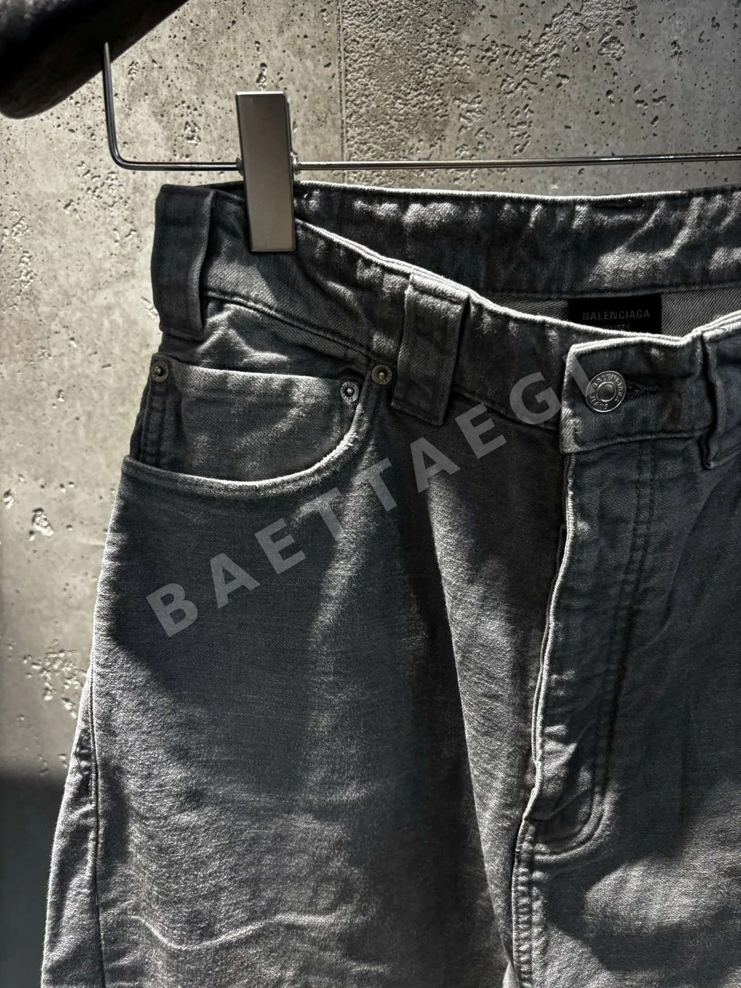 발렌시아가 남성 바지 상세 이미지 5