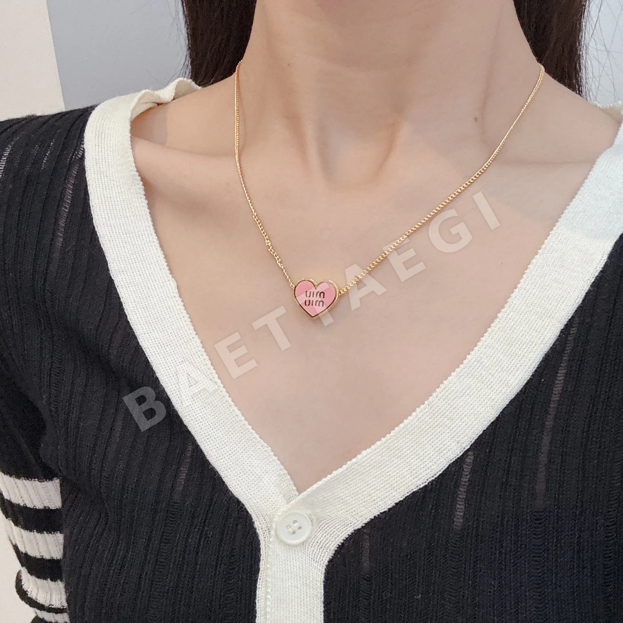 미우미우 황동 목걸이 60962