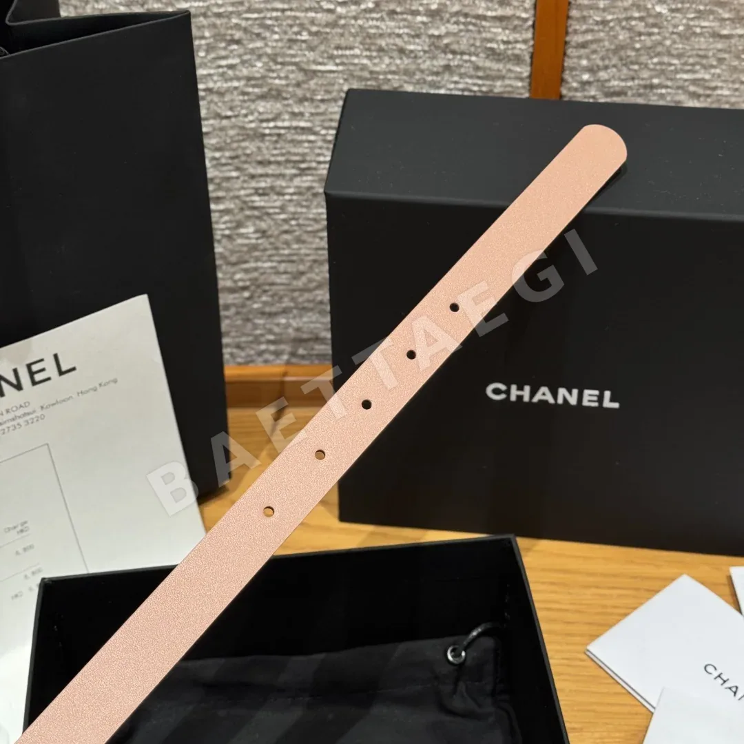 샤넬 U자형 버클 여성용 소가죽 벨트 상세 이미지 9