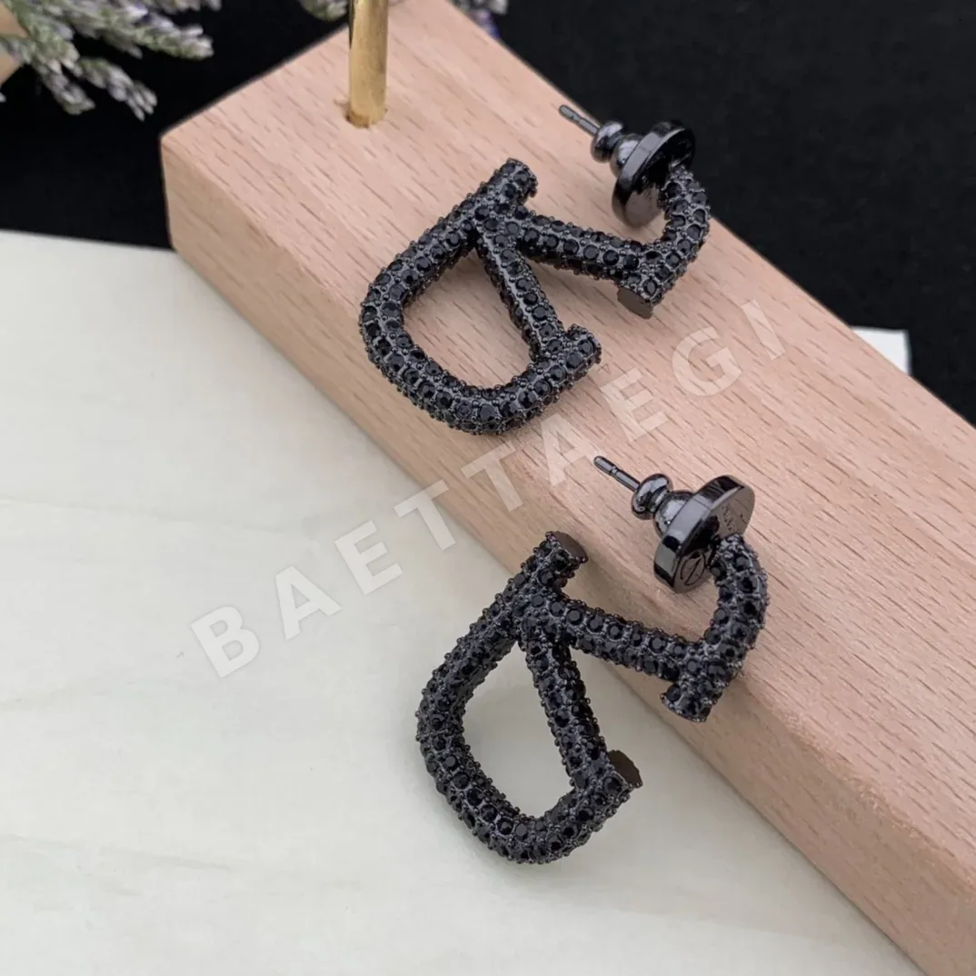 발렌티노 풀 다이아몬드 블랙 & 로즈 레드 스터드 귀걸이 상세 이미지 2