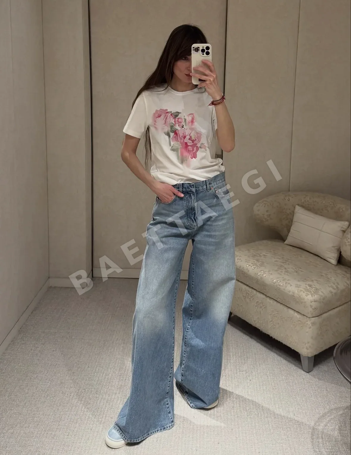 디올 수채화 장미 프린트 여성 반팔 티셔츠 상세 이미지 4