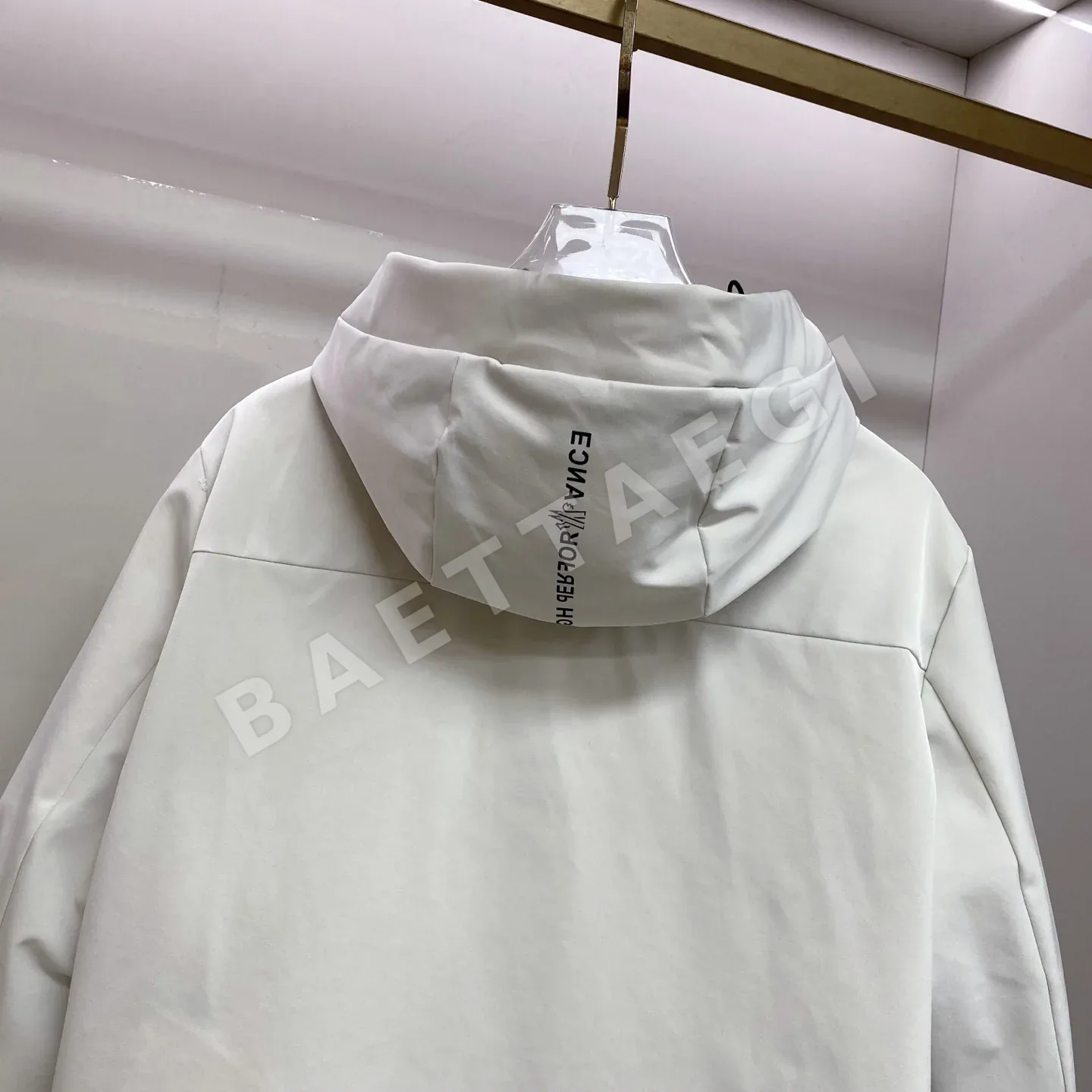 몽클레르 그레노블 남성 다운 패딩 점퍼 상세 이미지 3