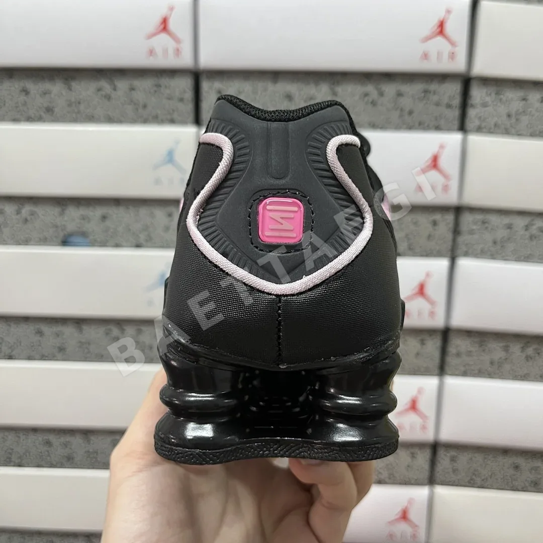 나이키 [WM] 샥스 TL IH4485-001 201132 Nike Shox TL Black Playful Pink 상세 이미지 4