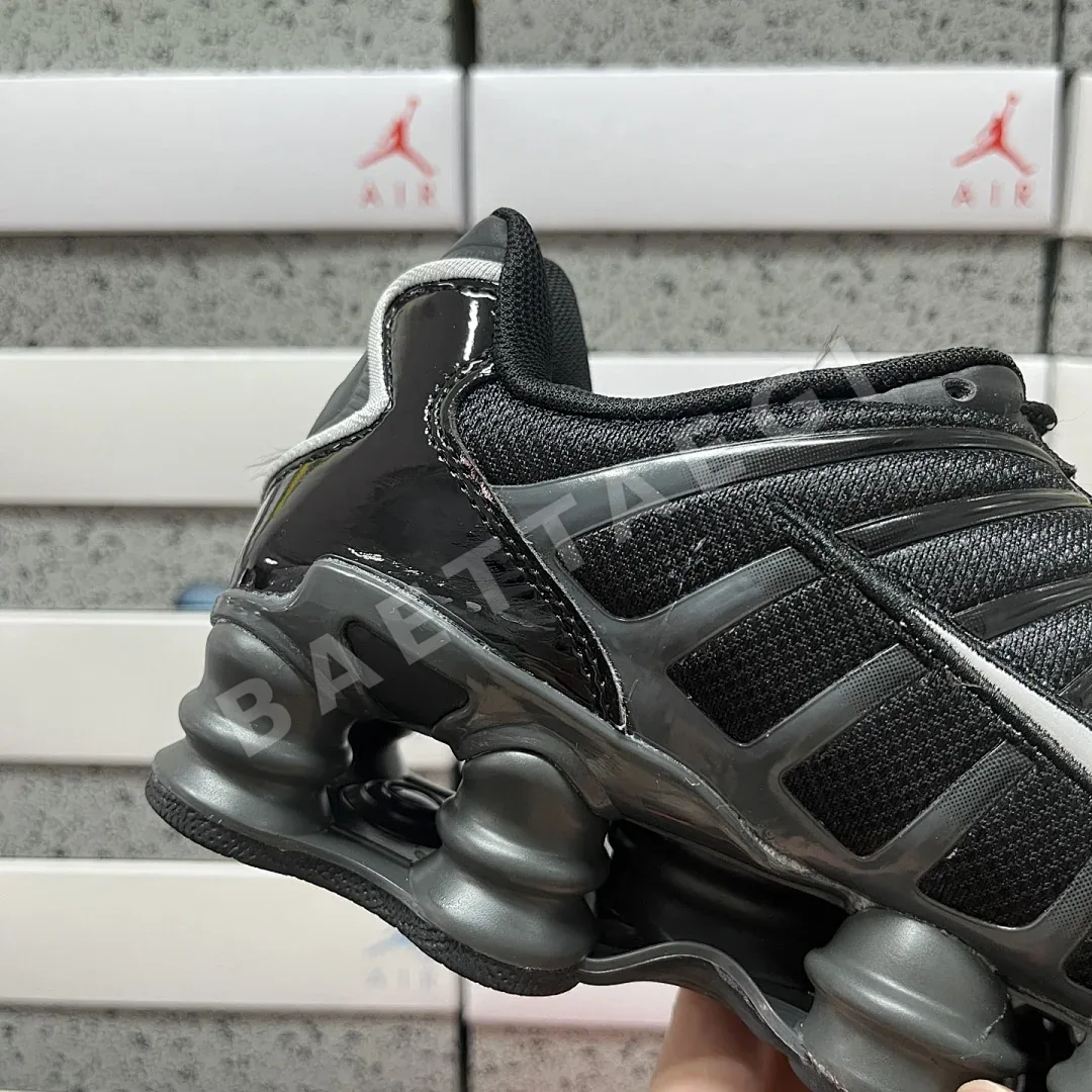 나이키 [WM] 샥스 TL FV0939-001 201133 Nike Shox TL Black Iron Grey 상세 이미지 6