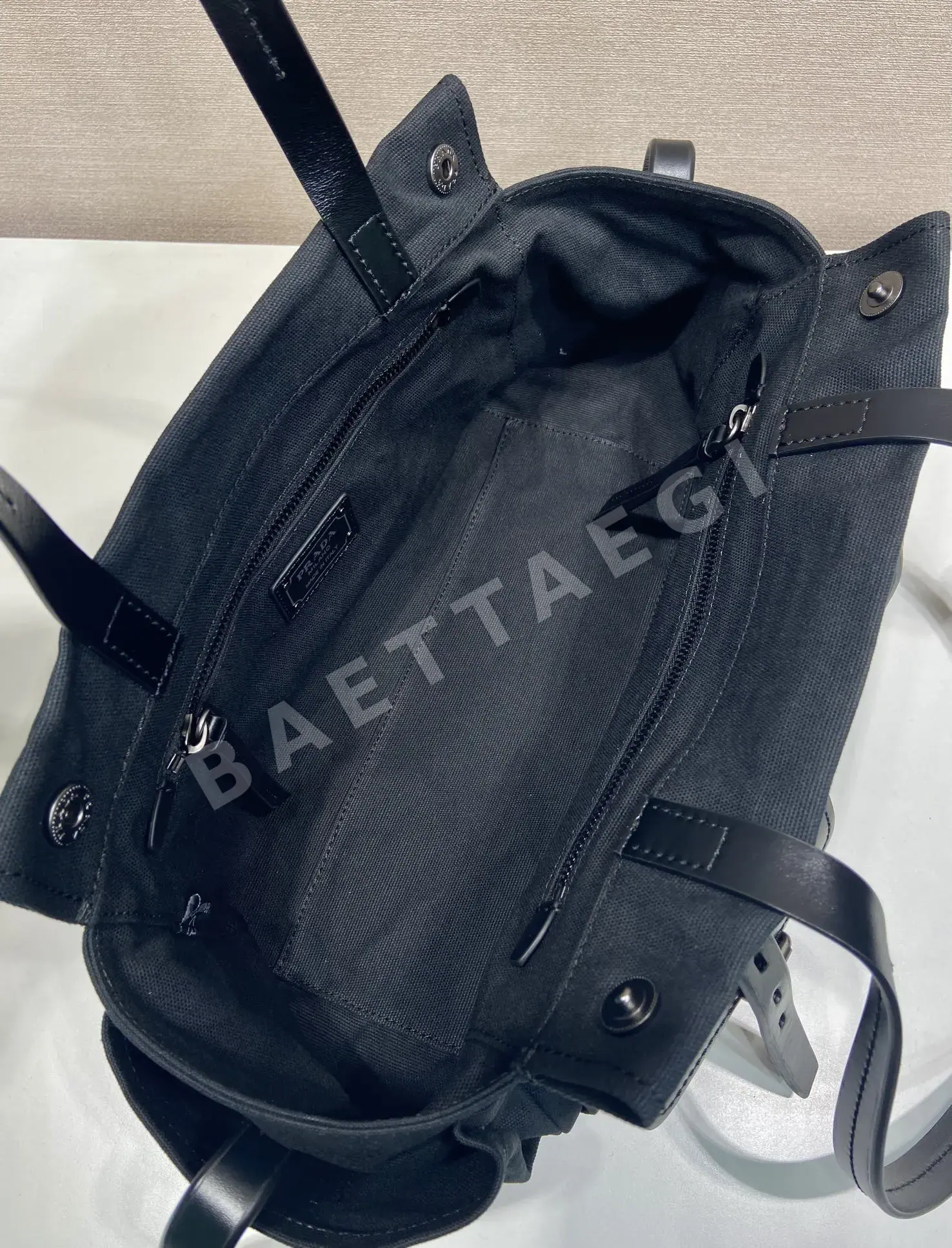 프라다 캔버스 가죽 토트백 1BG645 상세 이미지 8