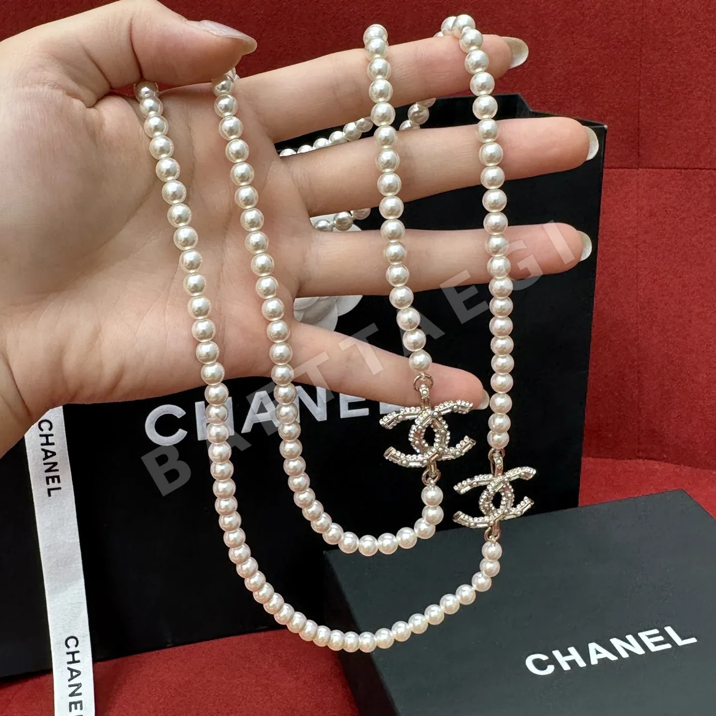 샤넬 진주 더블 C 장식 목걸이 207818