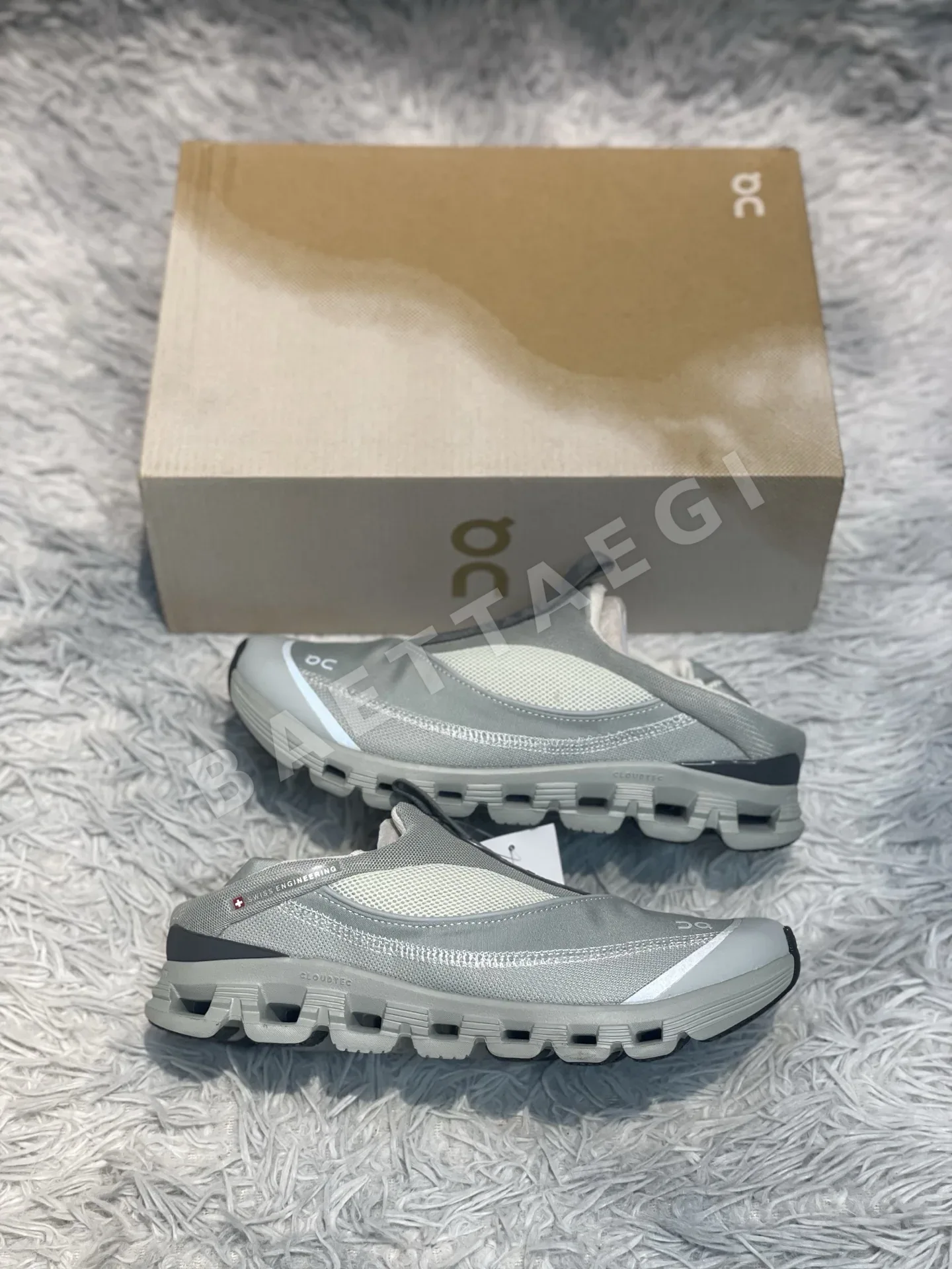 ON Cloud 경량 슬립온 신발 상세 이미지 7