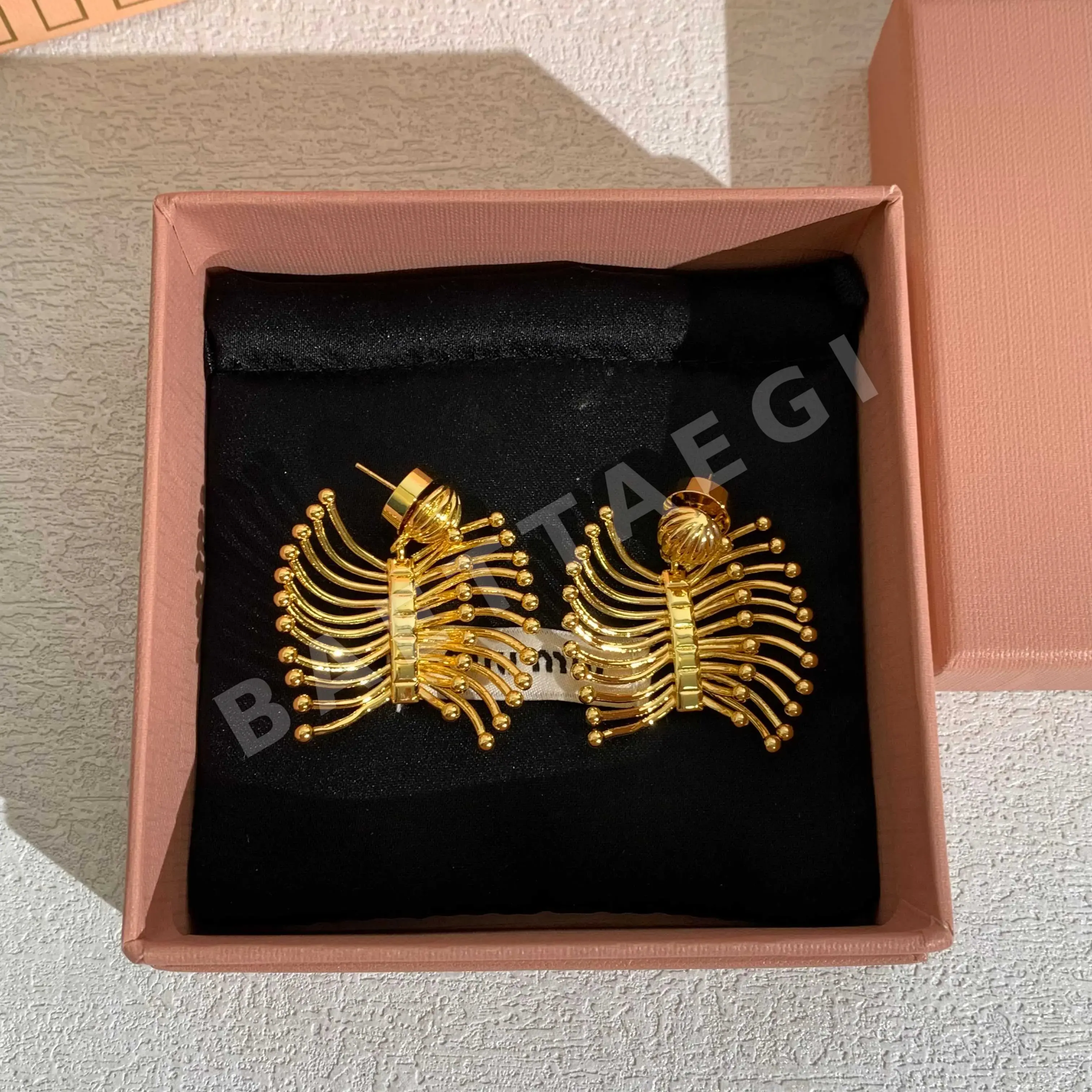 미우미우 귀걸이 61041 Miu Miu Earrings 상세 이미지 2