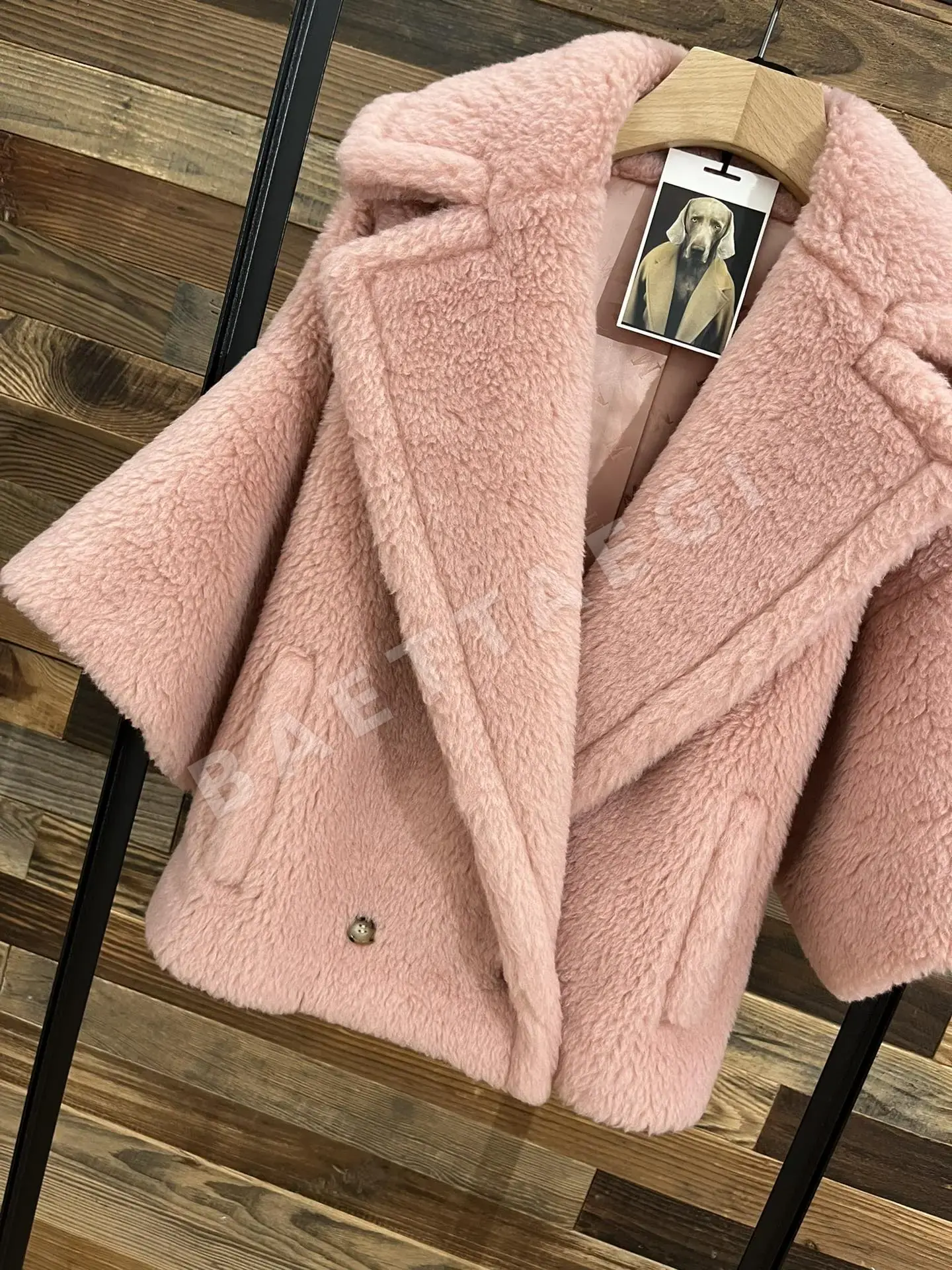 막스마라(Max Mara)의 테디베어 케이프/숏 코트 상세 이미지 4
