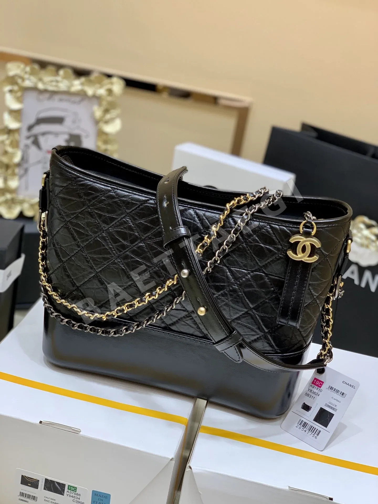 샤넬 클래식 가브리엘 호보백 소가죽 가방 A93824 상세 이미지 3
