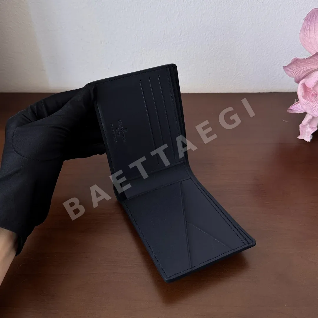 루이비통 머니 클립 지갑 M82323 상세 이미지 9