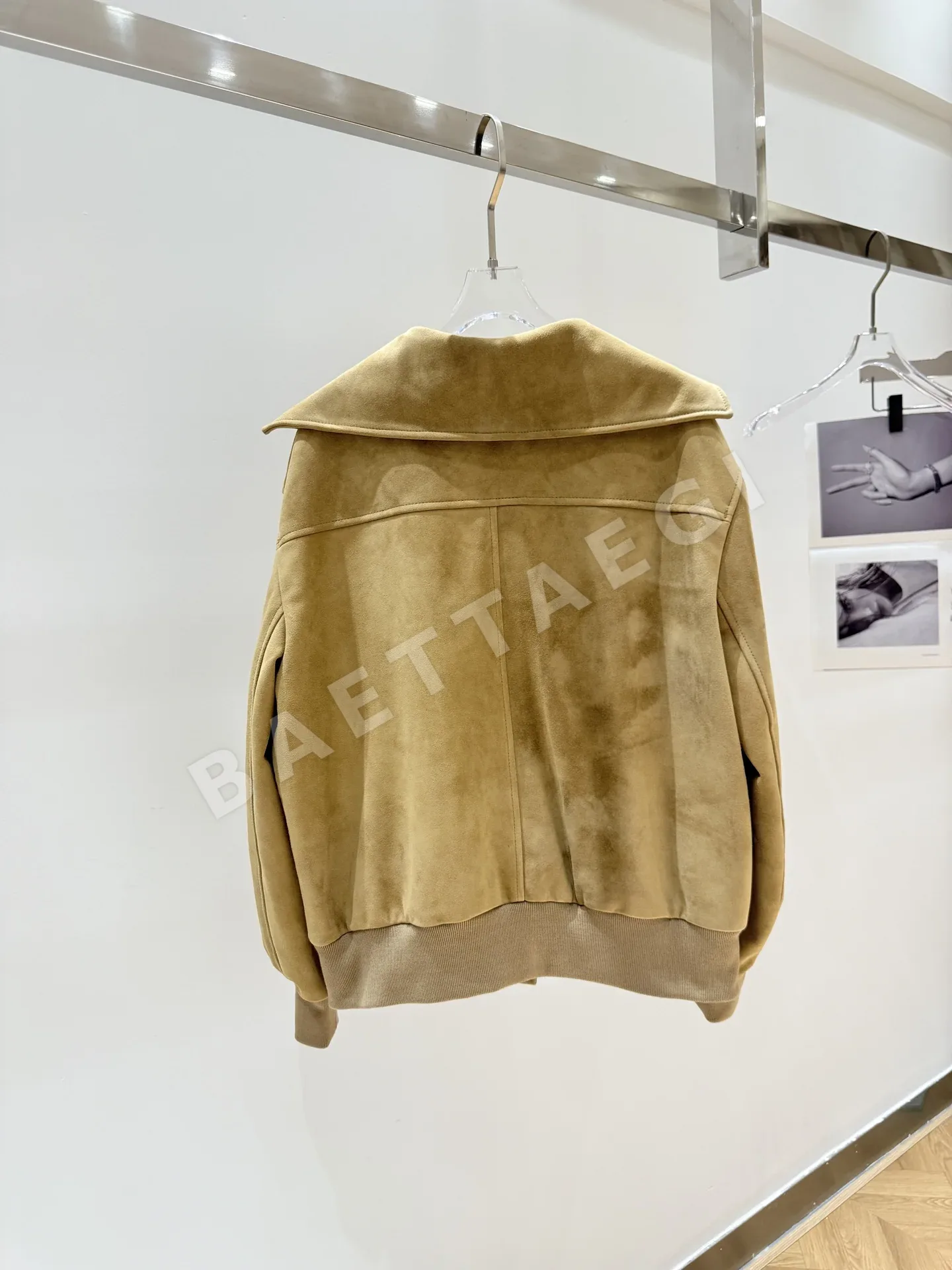 샤넬 드롭숄더 수입 시프스킨 스웨이드 여성 자켓 상세 이미지 8