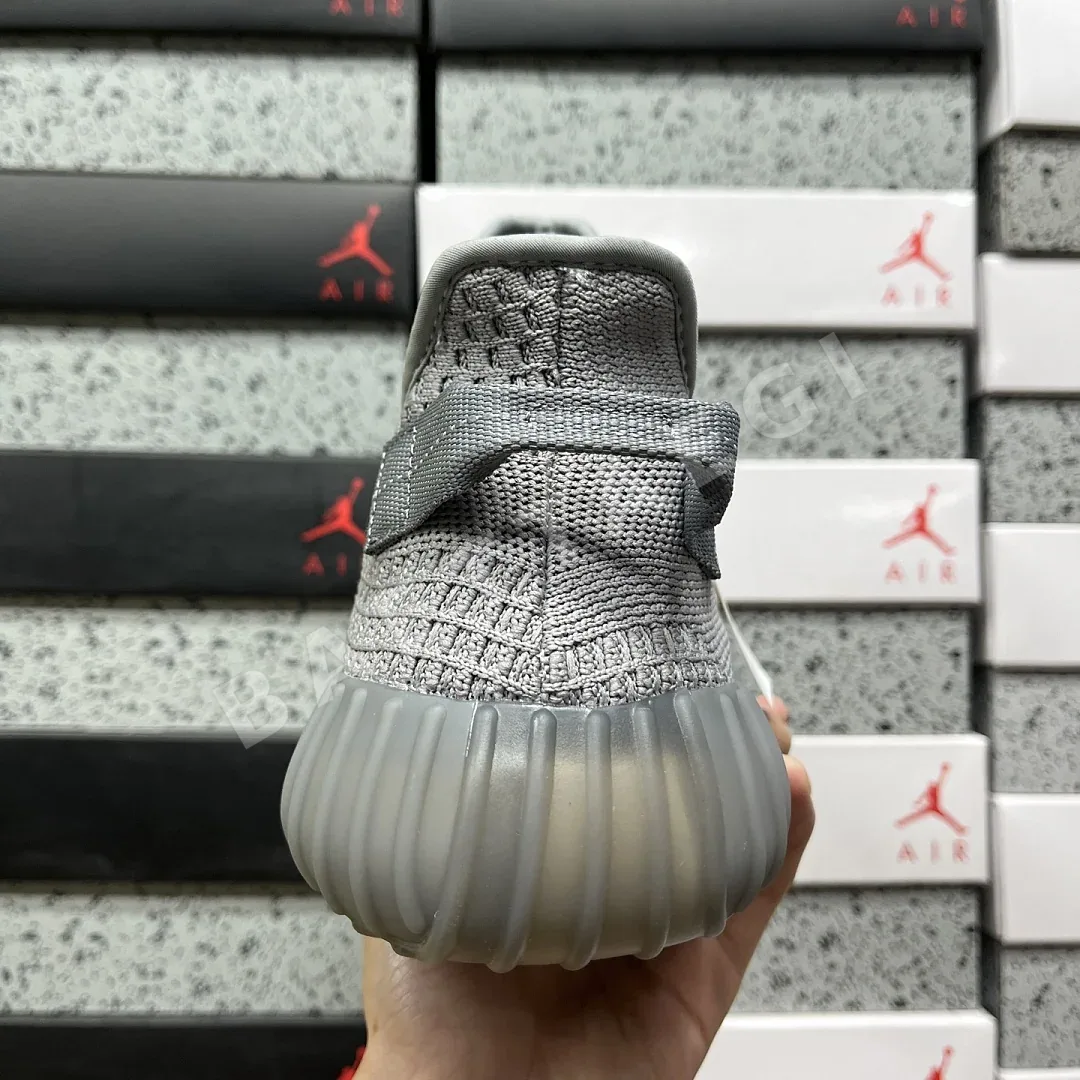 아디다스 [XQ] 이지 부스트 350 V2 IF3219 200809 Adidas Yeezy Boost 350 V2 Steel Grey 상세 이미지 8