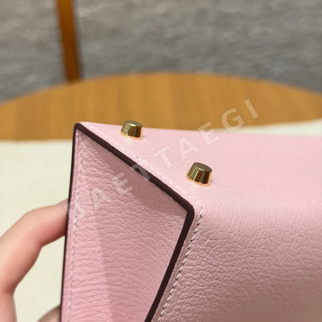 에르메스 미니 켈리 2 염소가죽 가방 상세 이미지 9