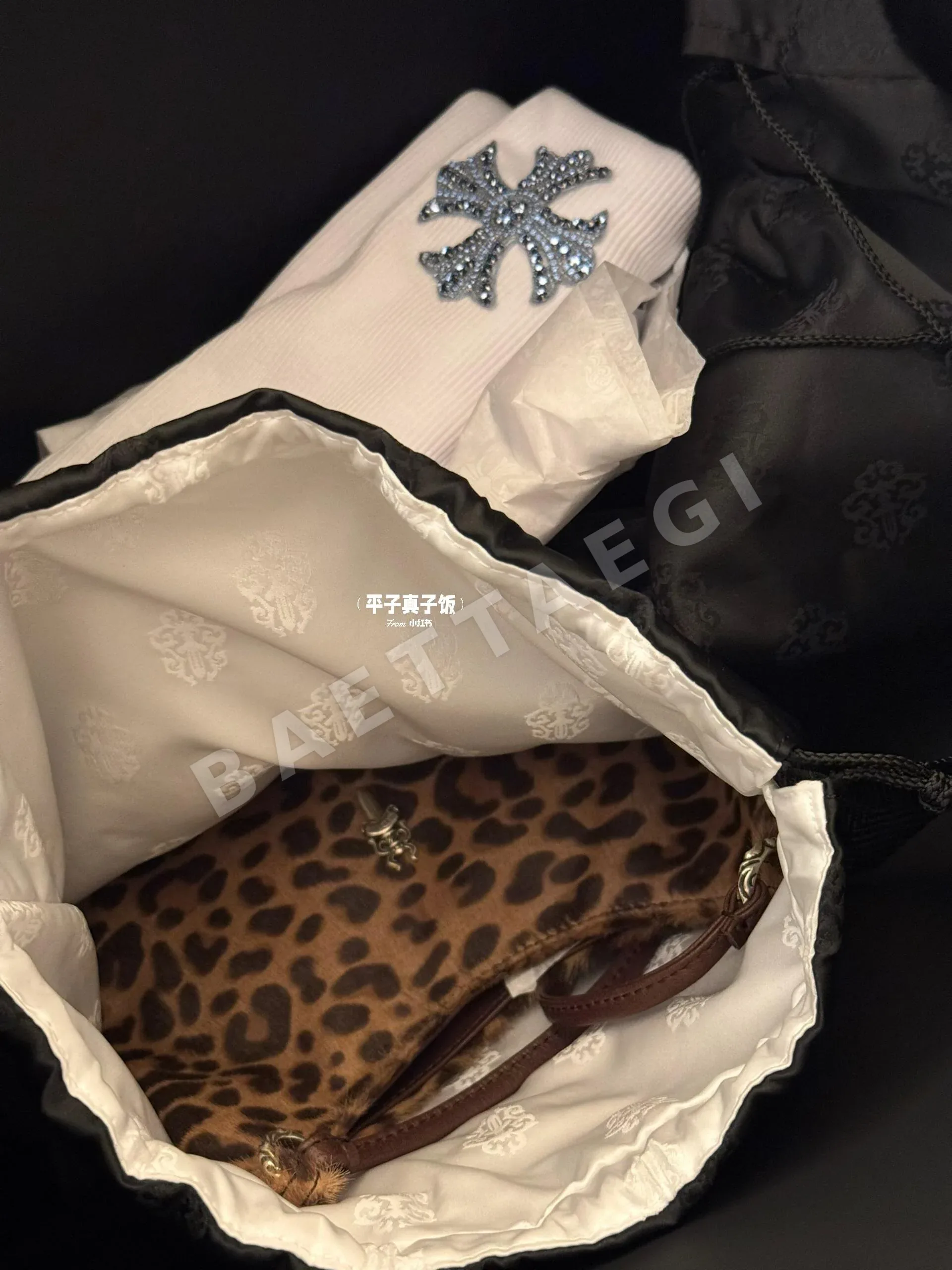 크롬하츠 레오파드 프린트 호스 헤어 숄더백 상세 이미지 6
