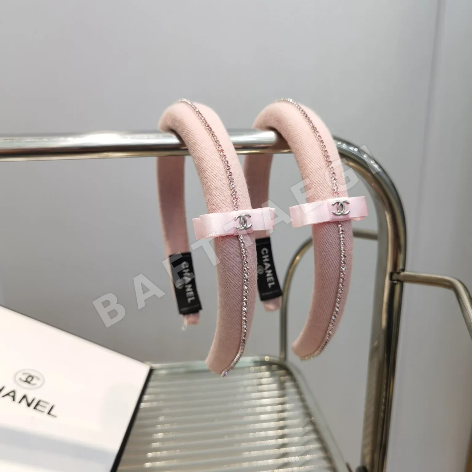 샤넬 핑크 헤드밴드 헤어악세 상세 이미지 6