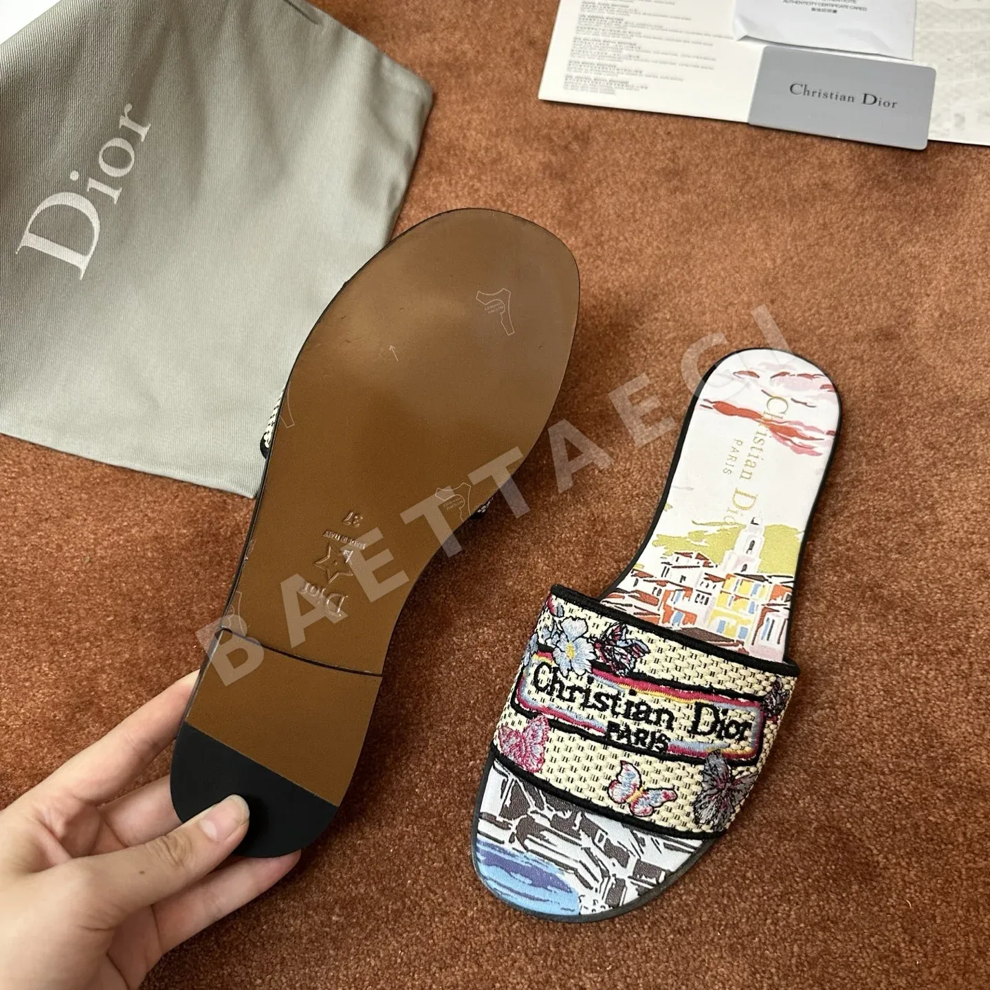디올 로고 컴퓨터 자수 캔버스 플랫 샌들 상세 이미지 4