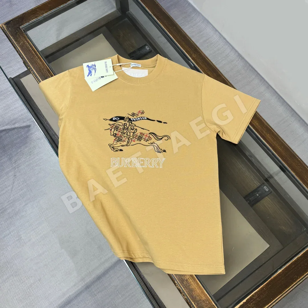 버버리 워호스 유니섹스 반팔 티셔츠 49576