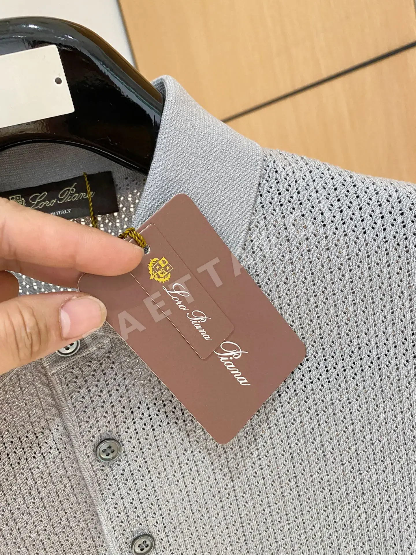 로로피아나 남성 린넨 혼방 반팔 티셔츠 상세 이미지 5