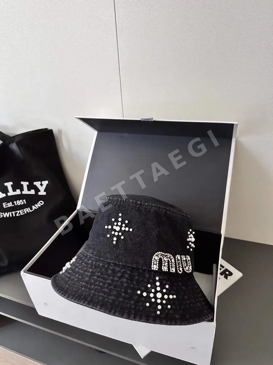 미우미우 모자 81097 Miu Miu Cap 상세 이미지 8