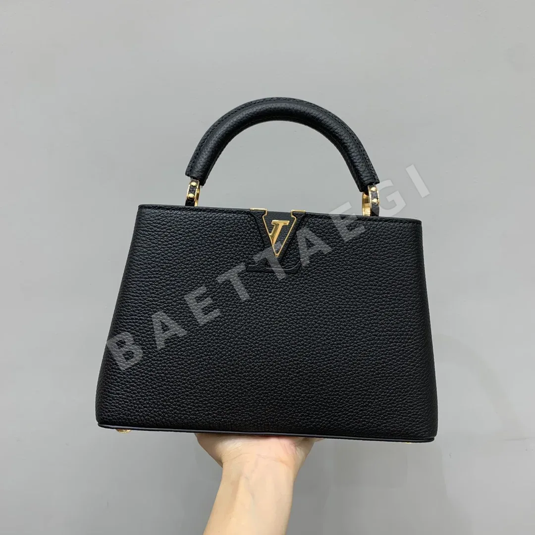루이비통 BB 캡퍼신 가방 M24728