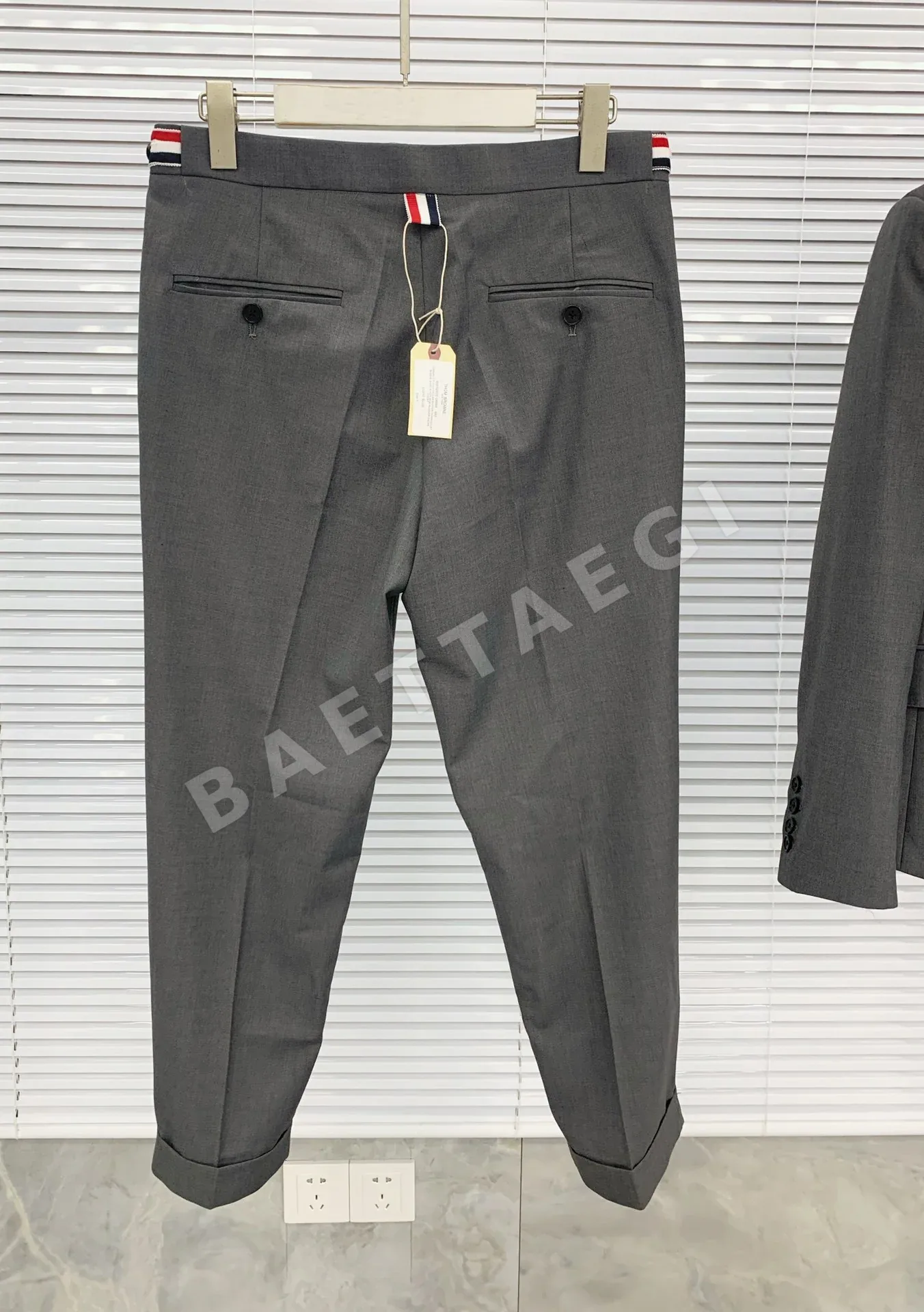톰브라운 남성 바지 159517 Thom Browne Pants 상세 이미지 3