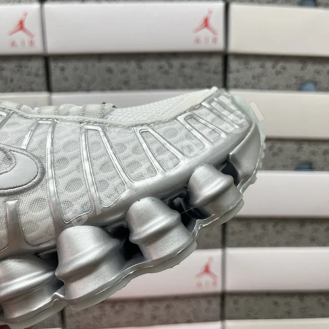 나이키 [WM] 샥스 TL AV3595-003 201131 Nike Shox TL 상세 이미지 5