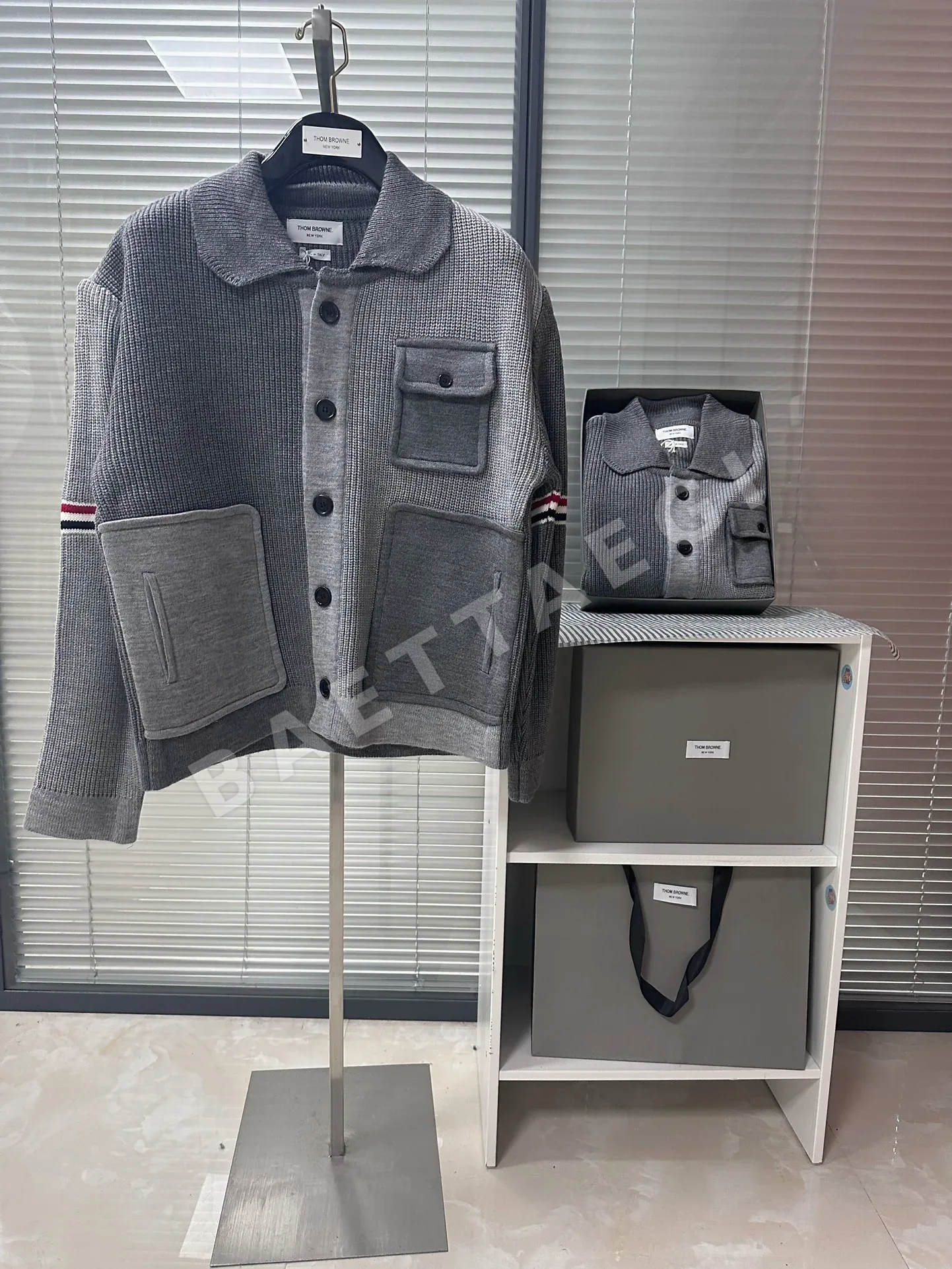톰브라운 컬러 블록 남성 자켓 상세 이미지 7