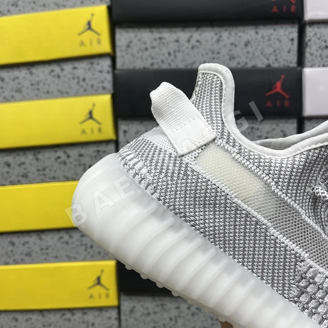 아디다스 [R] 이지 부스트 350 V2 EF2905 200725 Adidas Yeezy Boost 350 V2 상세 이미지 3