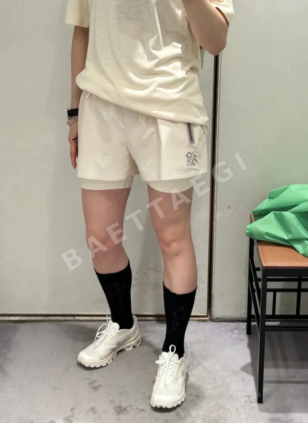로에베 투피스 디자인 여성 반바지 상세 이미지 6