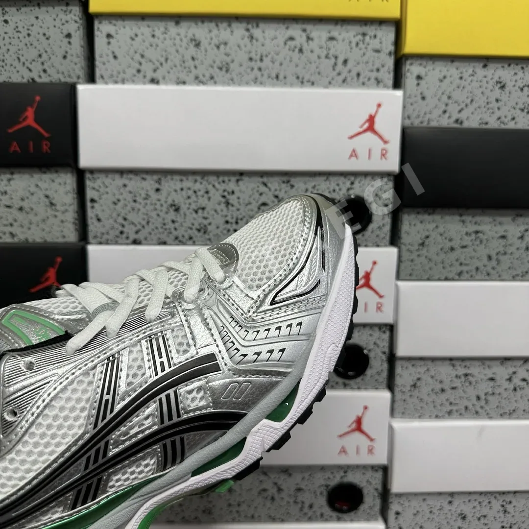 아식스 [LZ] 젤 카야노 14 1201A019-110 200591 Asics Gel-Kayano 14 White Malachite Green 상세 이미지 9