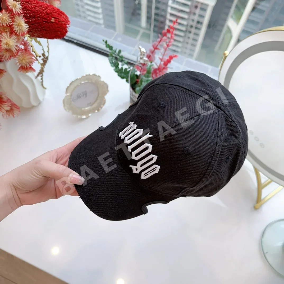 발렌시아가 워시드 가죽 트리밍 캡 상세 이미지 4