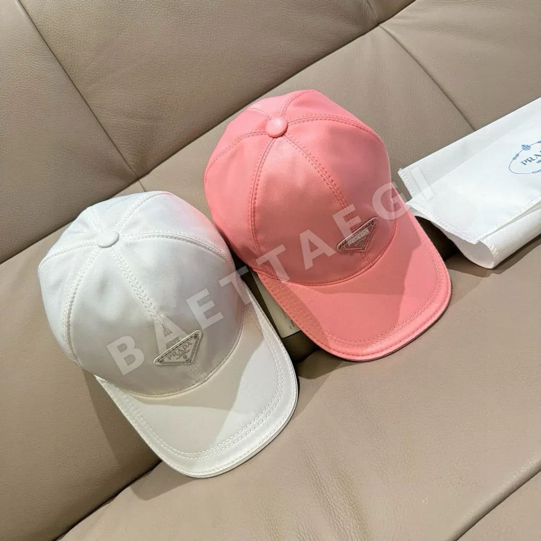 프라다 메탈 로고 야구모자 상세 이미지 9
