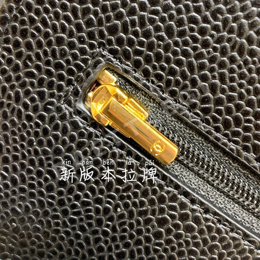 샤넬 클래식 월렛 온 체인 가방 A33814 상세 이미지 9