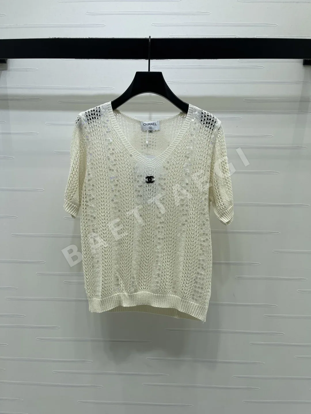 샤넬 V넥 펀칭 코튼 반팔 니트 탑 103820