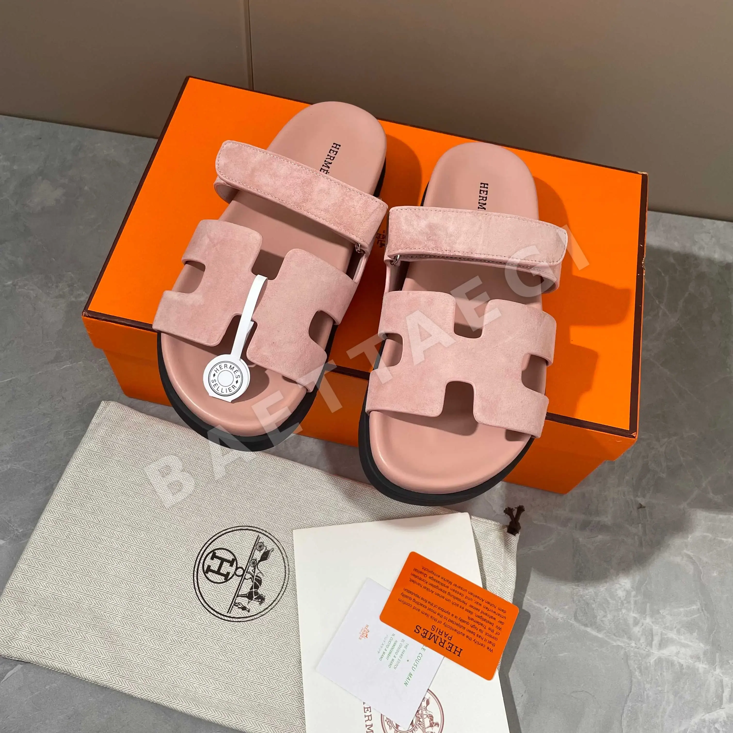 에르메스 시프레 샌들 105512