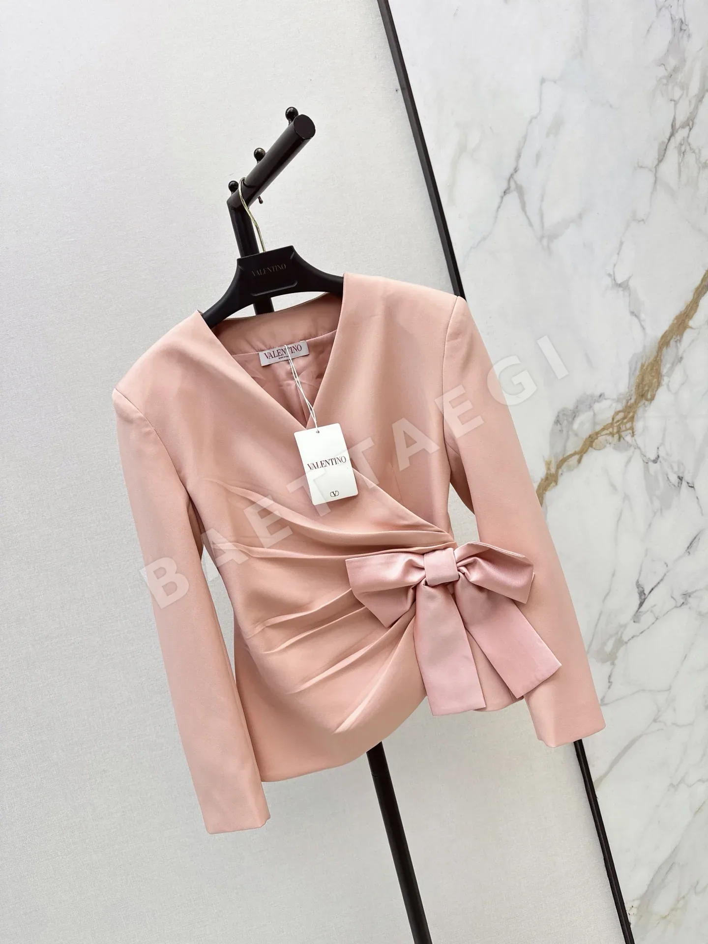 발렌티노 사이드 리본 장식 여성 자켓 상세 이미지 2