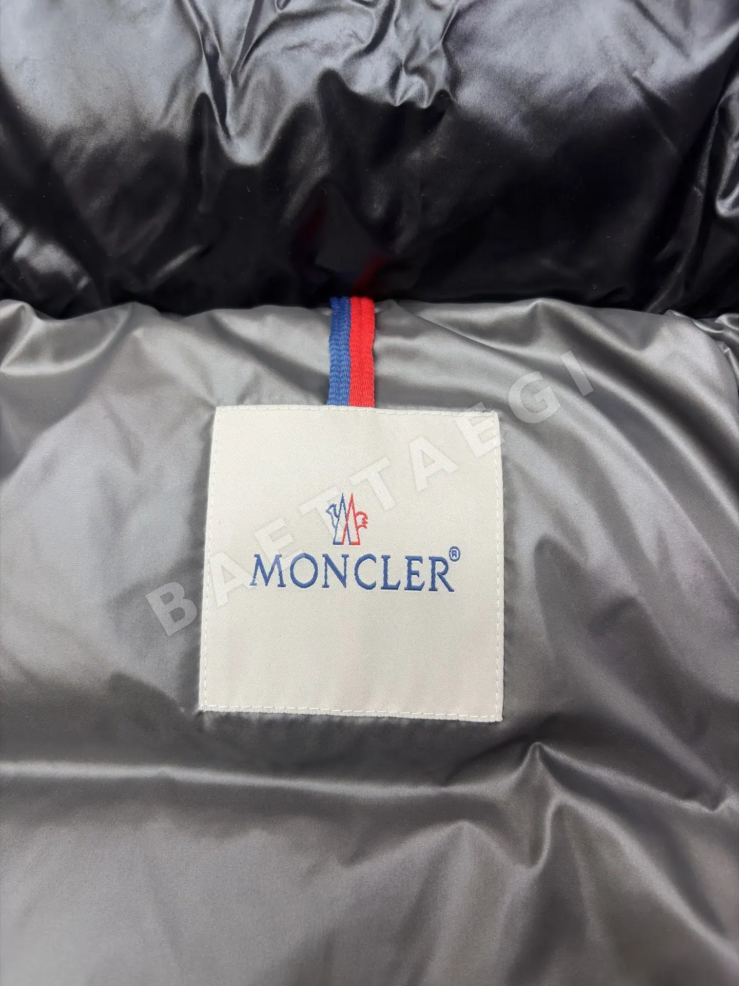 몽클레르 마야 패딩 재킷 남성용 상세 이미지 8