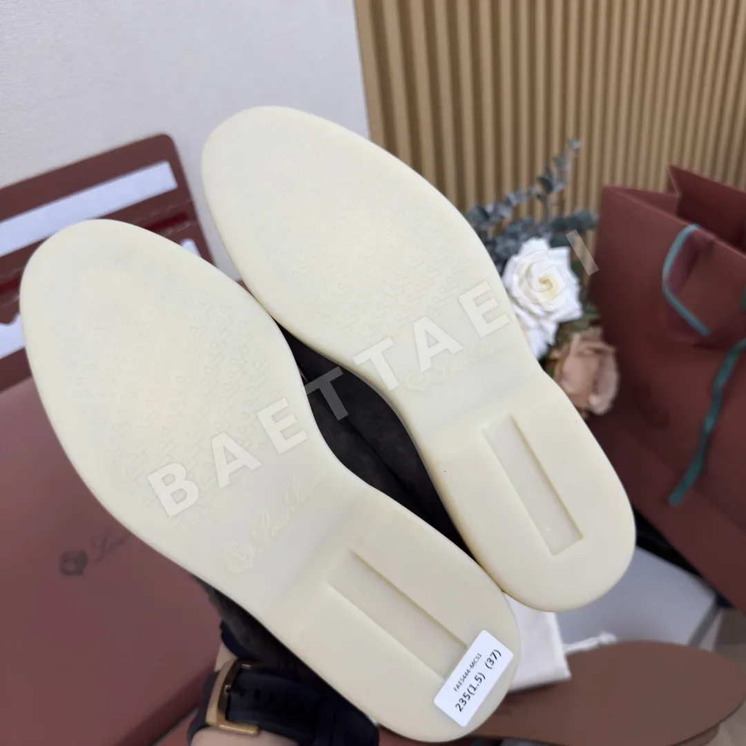 로로피아나 썸머워크 시어링 로퍼 상세 이미지 6
