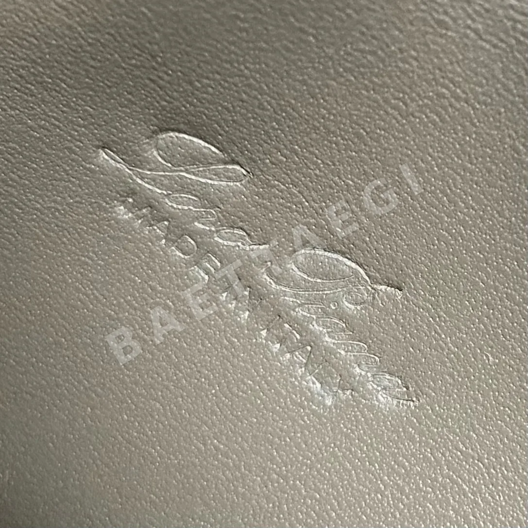 로로피아나 린넨 가죽 크로스바디 핸드백 LP 19 LP19 상세 이미지 9