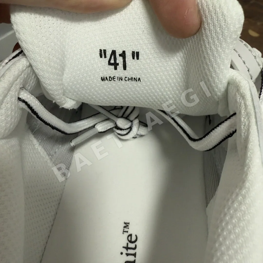 오프화이트 비 라이트 백 화이트 블랙 블루 202377 Off White Be Right Back 상세 이미지 8
