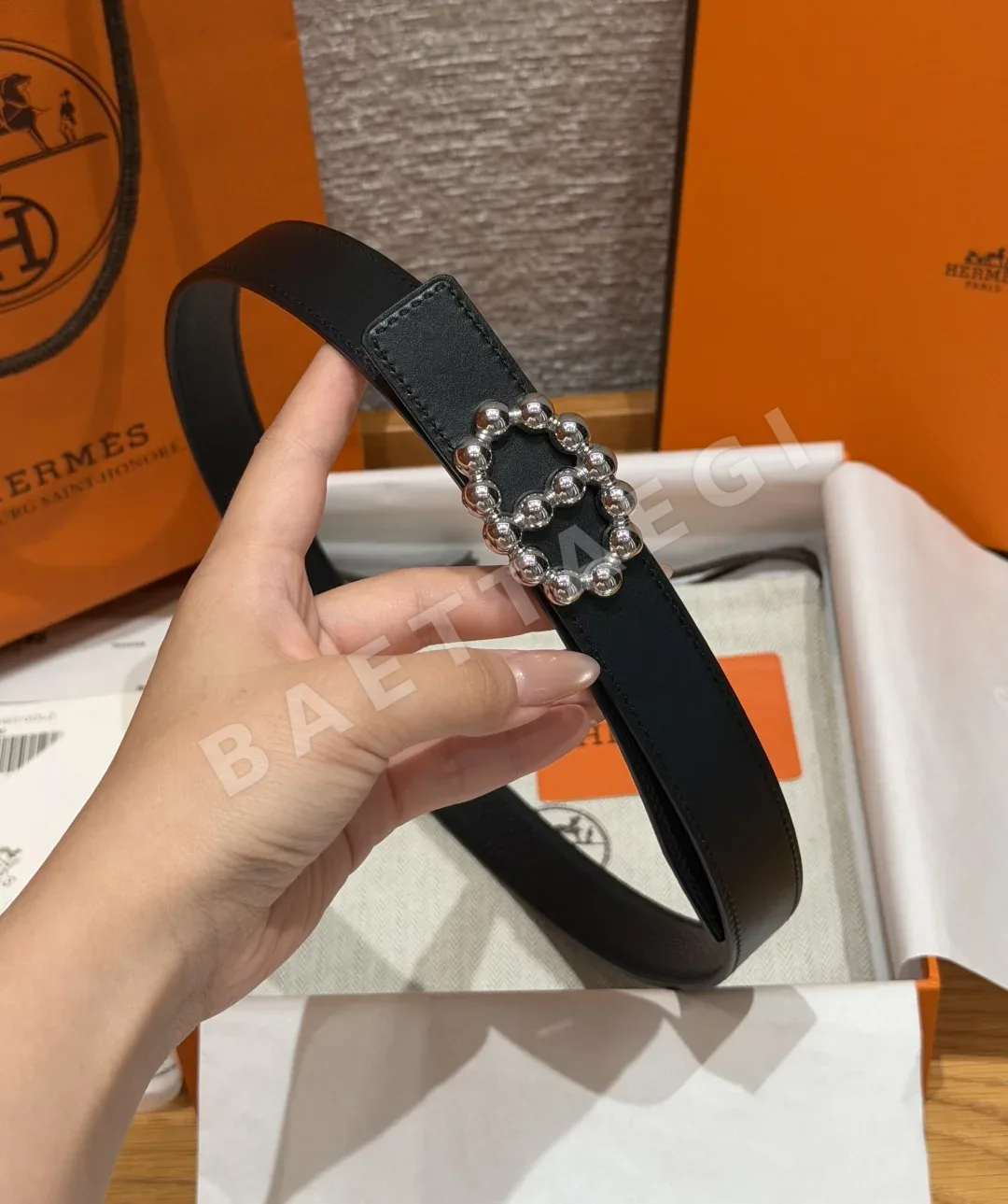에르메스 H 진주 장식 리버서블 가죽 벨트 상세 이미지 5