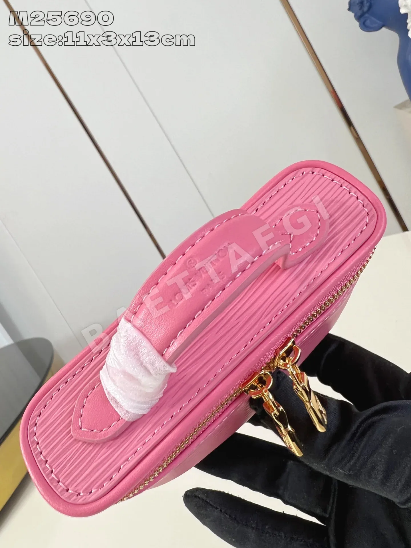 루이비통 핑크 미니 메이크업 백 M25690 상세 이미지 8