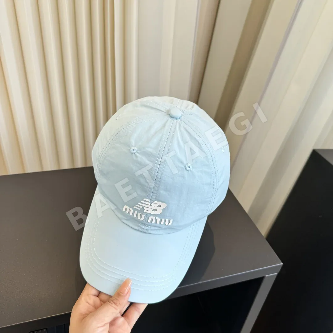 미우미우 봄여름 야구모자 상세 이미지 4