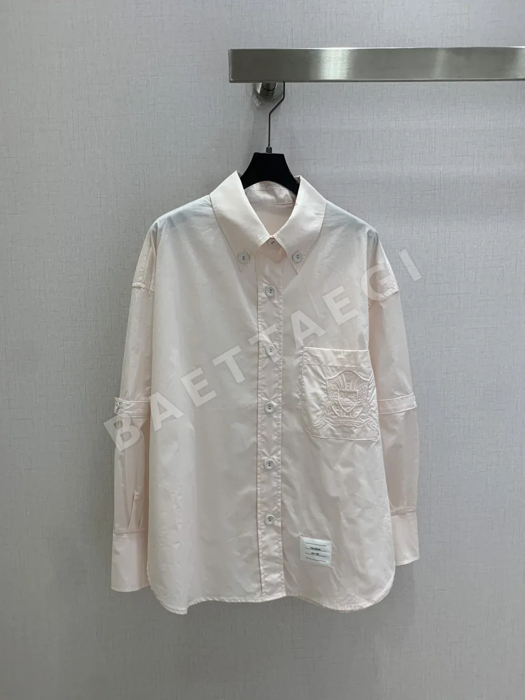 톰브라운 자수 배지 여성 셔츠 153706