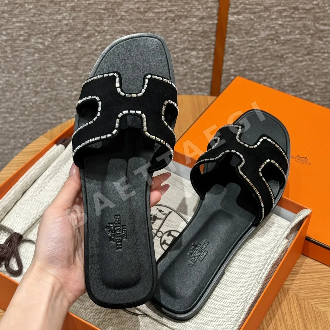에르메스 오란 샌들 블랙 스웨이드 상세 이미지 4