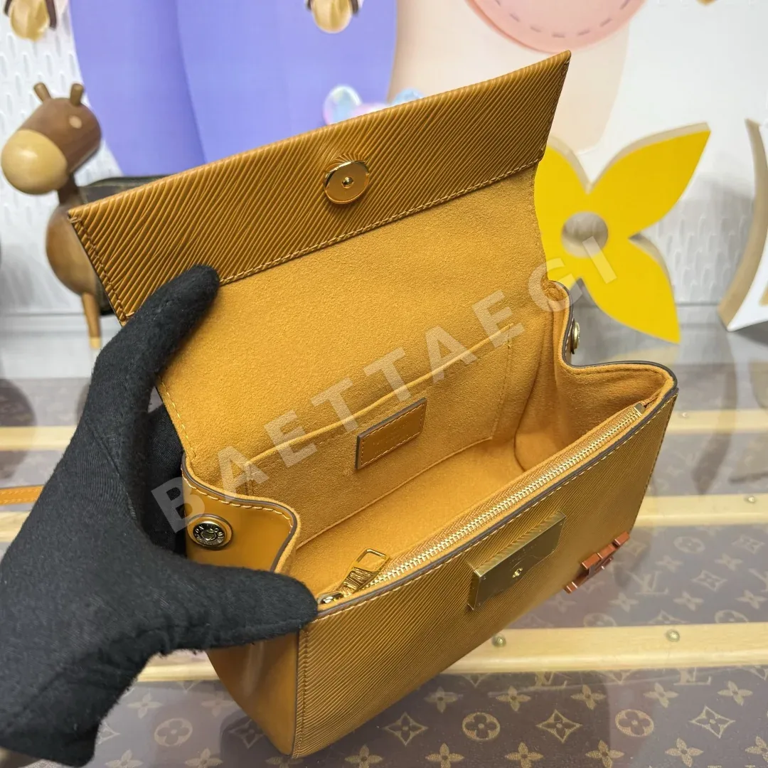 루이비통 에삐 가죽 크루니 미니 핸드백 M58925 상세 이미지 9